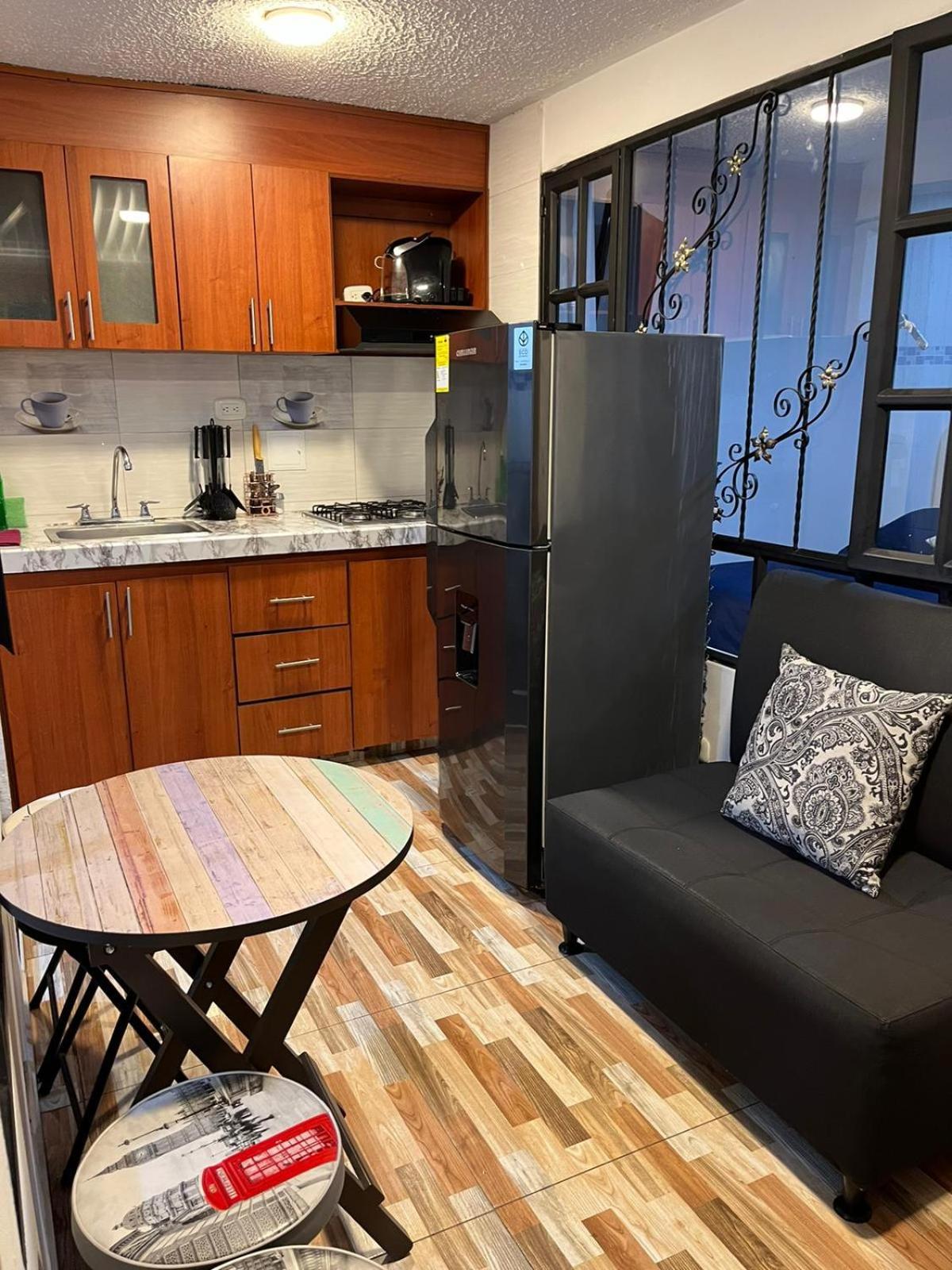 Apartasuite Privado Cerca Al Aeropuerto Apartment